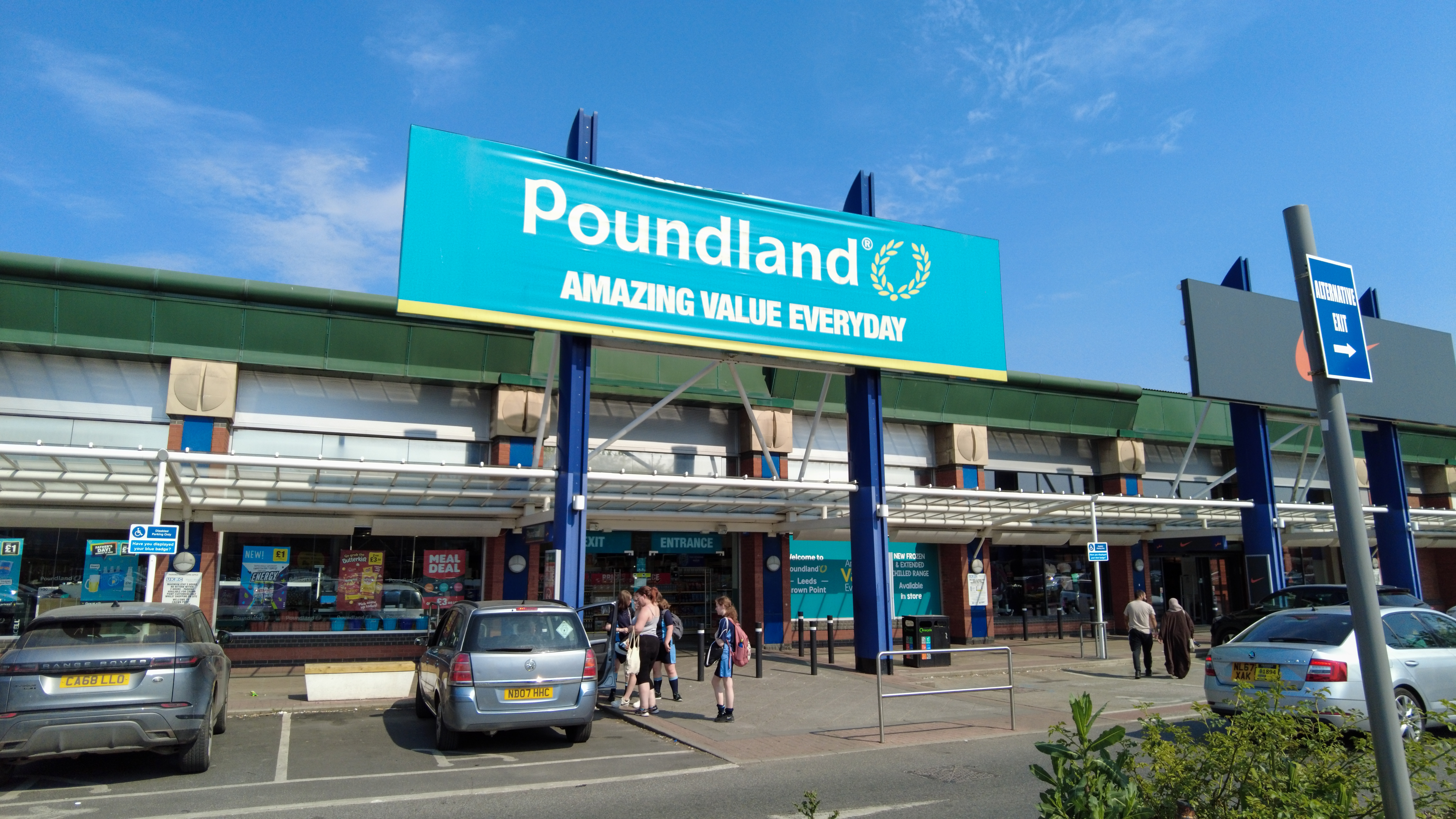 Crown Point Shopping Park