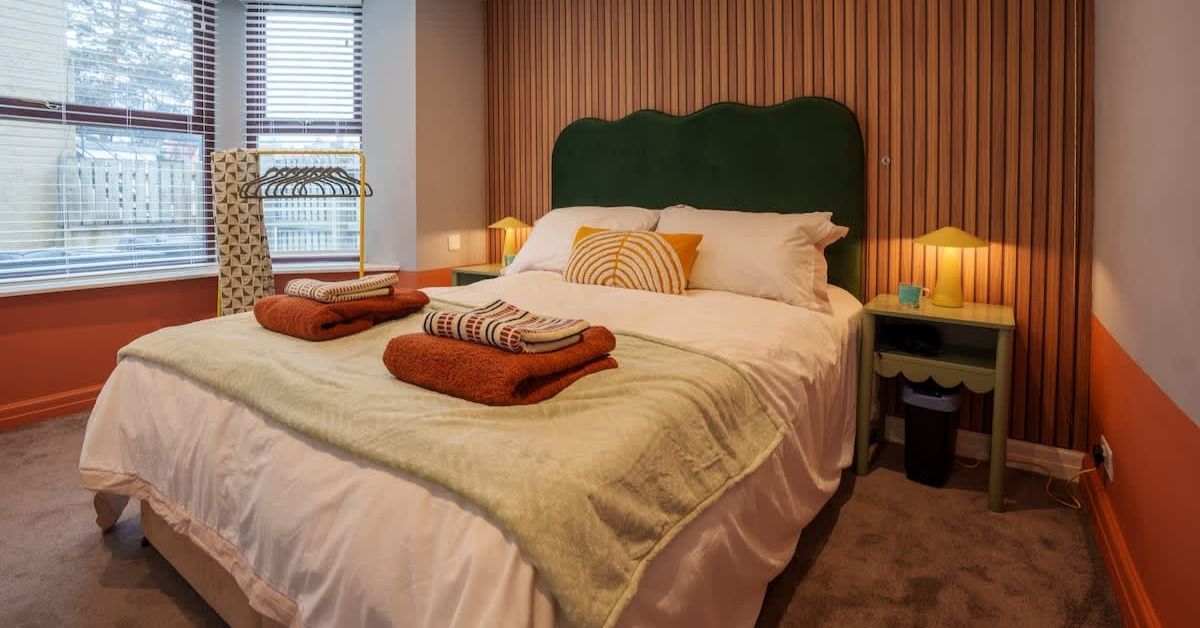2 Bed Flat by Convention Centre & Station